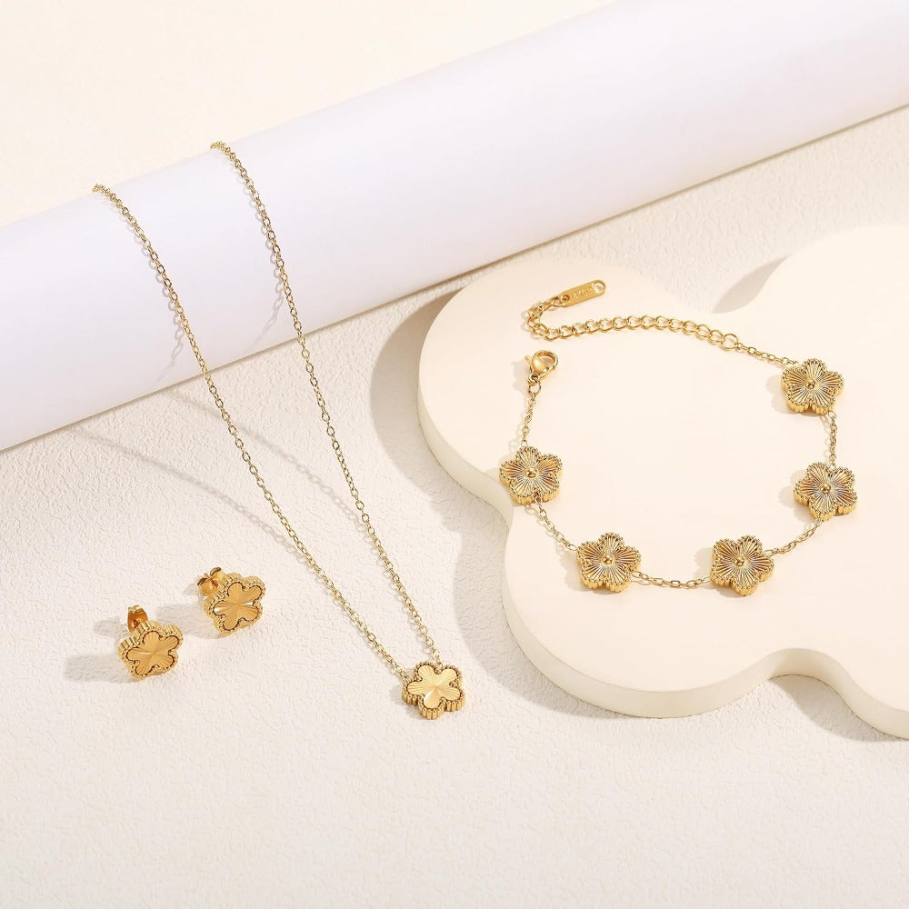 Four Leaf Clover Bracelet Set for Women - 18K Gold Plated Flower Lucky 4 Leaf Necklace Bracelet Earrings Jewelry Sets Gift for Women